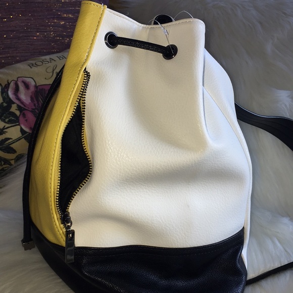 Cesca Backpack - Picture 3 of 5